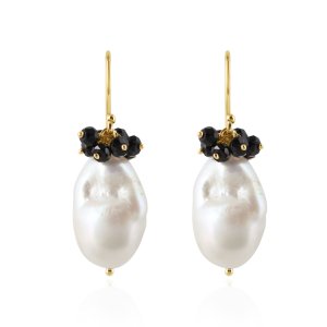 Parel en Onyx Oorhangers model E010176