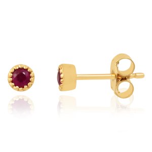 Ruby Studs model E011146