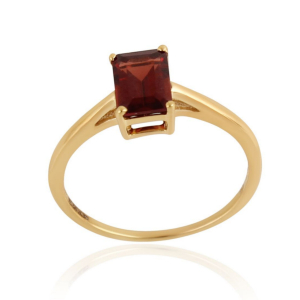 Garnet Ring model R11923 Garnet Ring model R11923