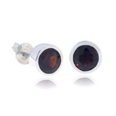 Garnet Stud model S7-009