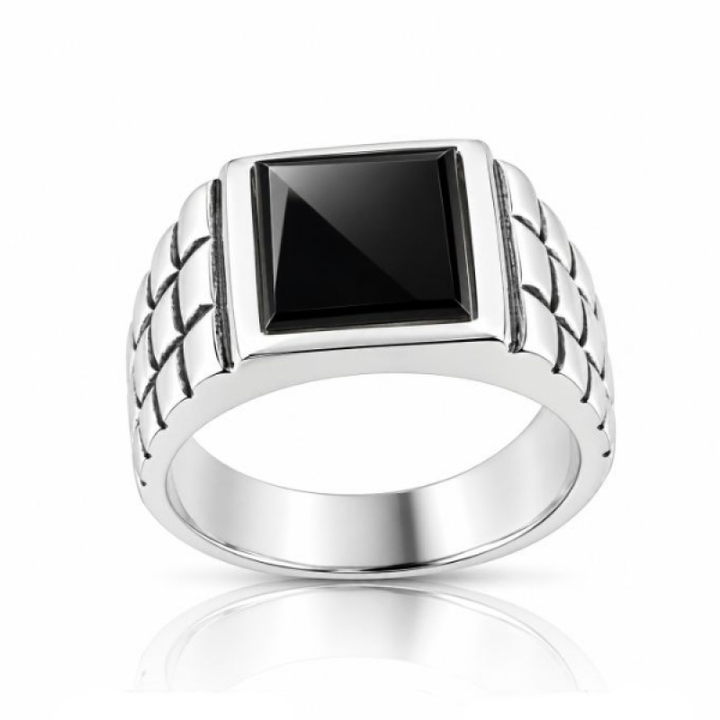 Onyx Ring model R1-001