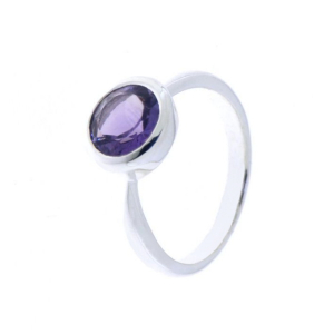 Amethyst Ring model R9-032 Amethyst Ring model R9-032