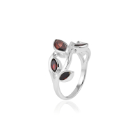 Garnet Ring model R9-088